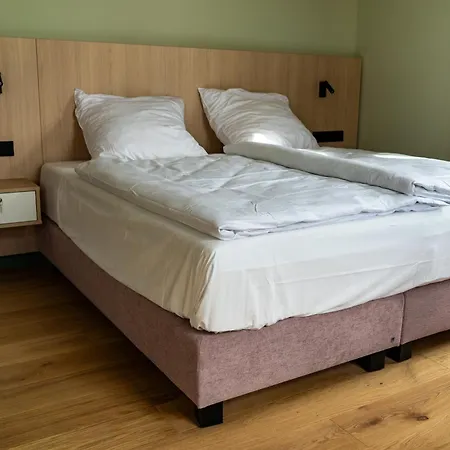 Herrenhaus Guest house