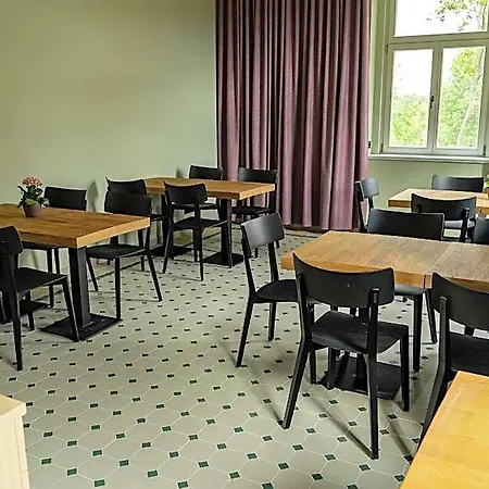 Haugwitzwinkel Gasthof 3*